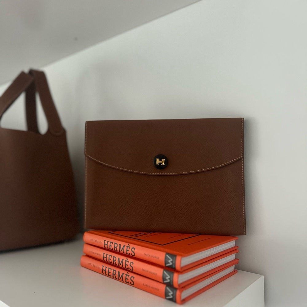 HERMES Courchevel Rio Clutch Gold